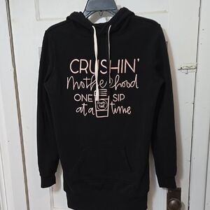 Independent TRADING CO WOMENS MOM LS BLACK HOODIE PTP 18IN APPROX MEDIUM? MAYBE
